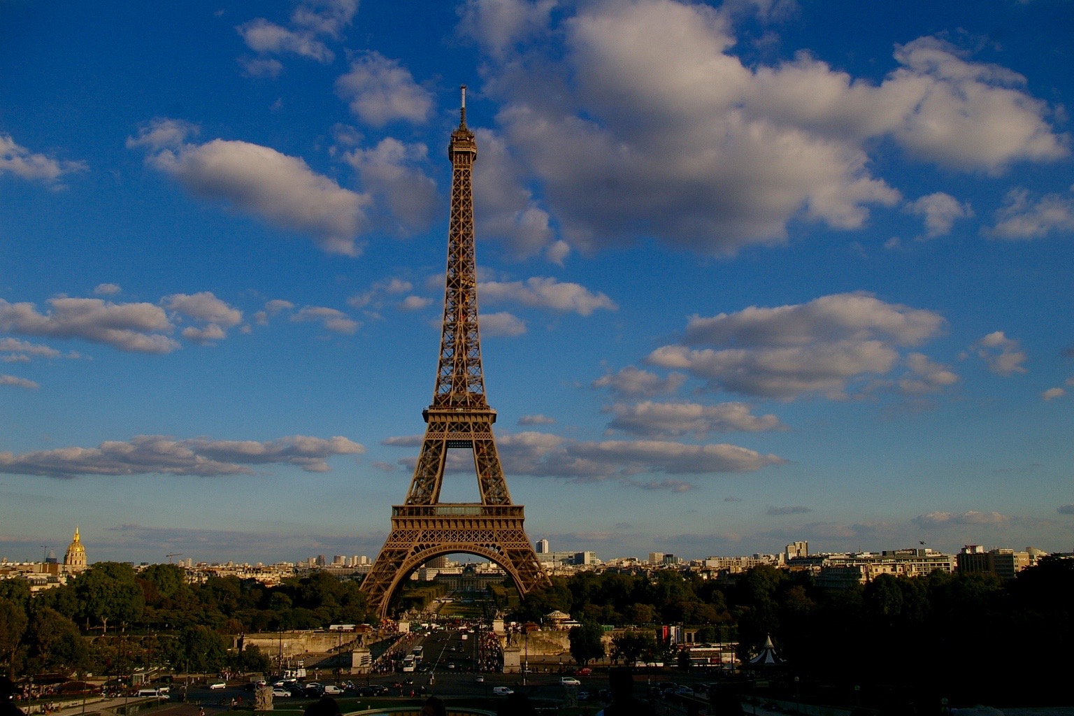 Torre Eiffel, una visita imprescindible en París