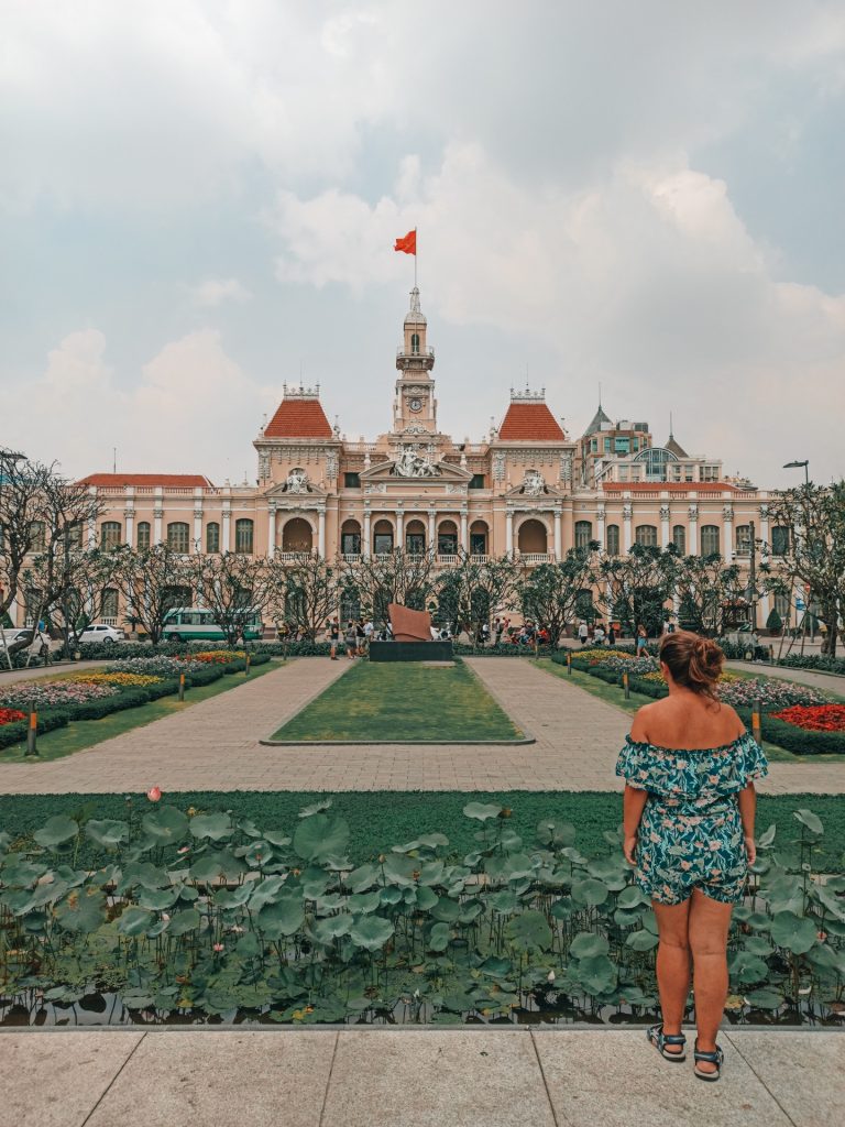 Ayuntamiento de Ho Chi Minh, un imprescindible en el sur de Vietnam
