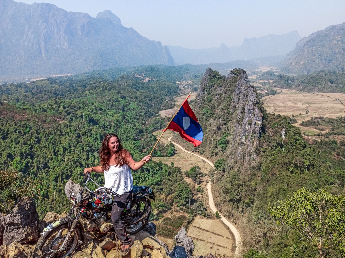 Mirador Nam Xai, las vistas más instagrameables de Vang Vieng, Laos