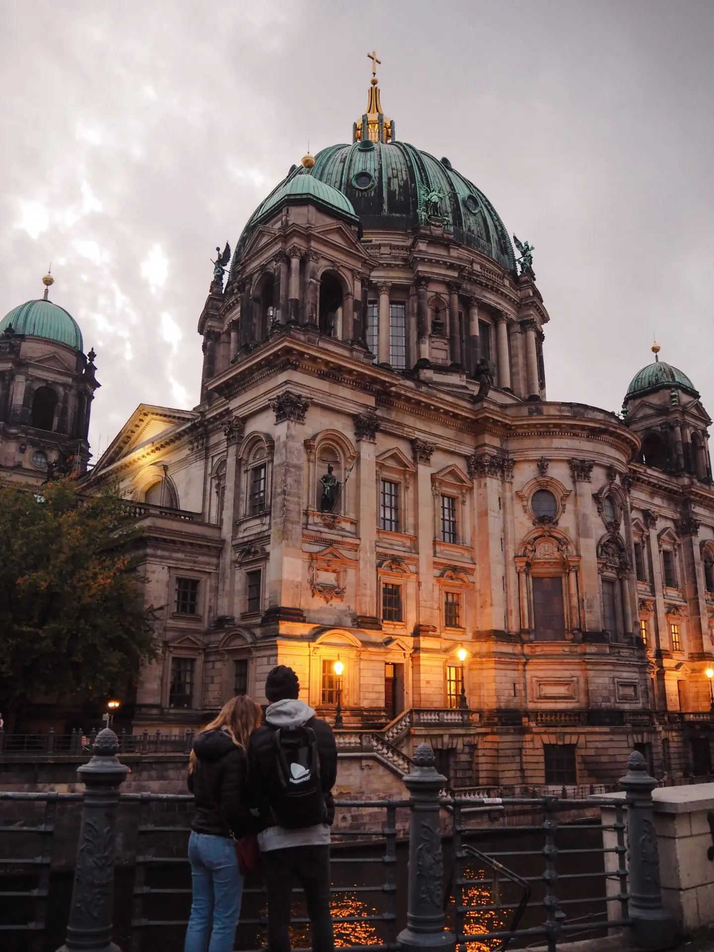Vista de la Catedral de Berlín, el edificio más bonito de Berlín