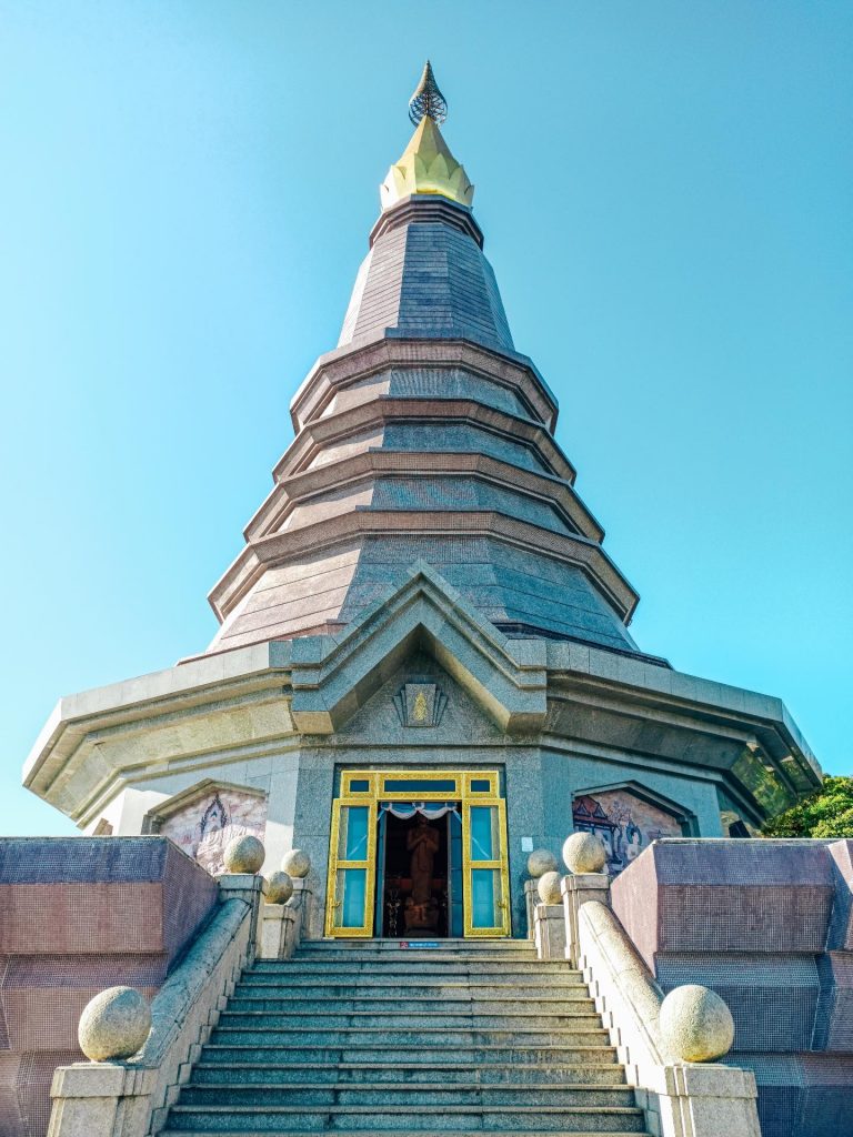 King & Queen Pagodas en el Parque Nacional Doi Inthanon, Tailandia