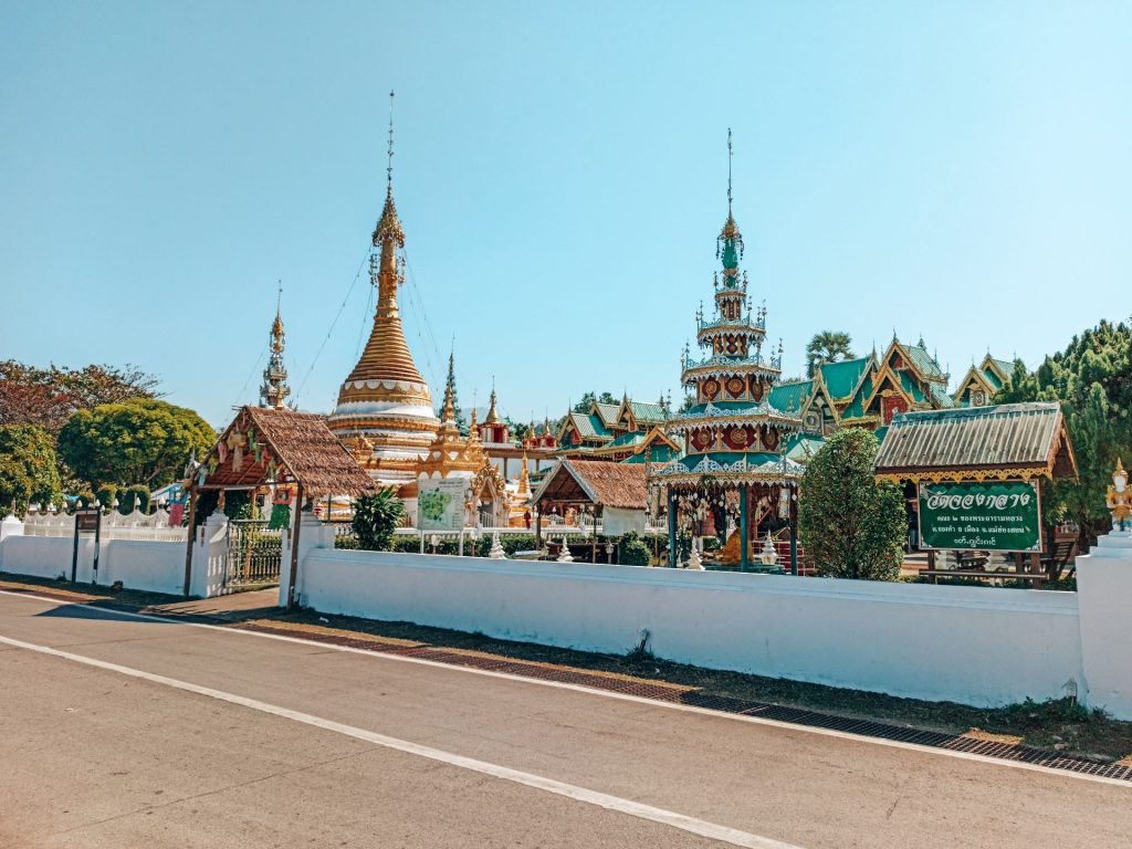 Wat Chong Kham, una visita imprescindible en Mae Hong Son