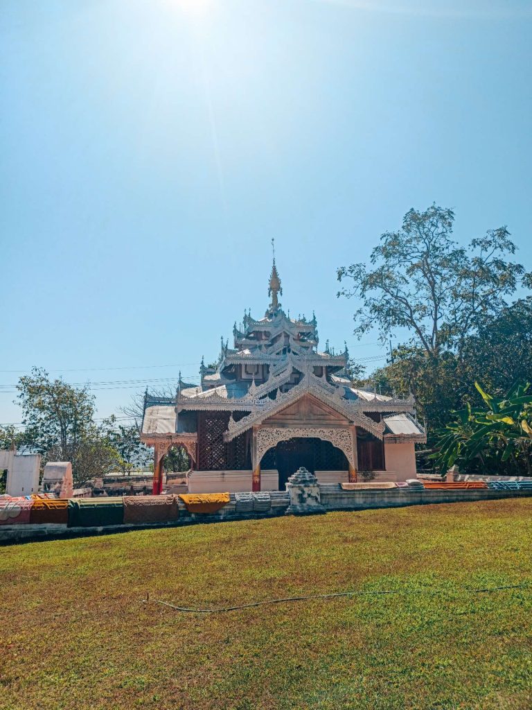 Wat Phra Non, un templo precioso que ver en Mae Hong Son