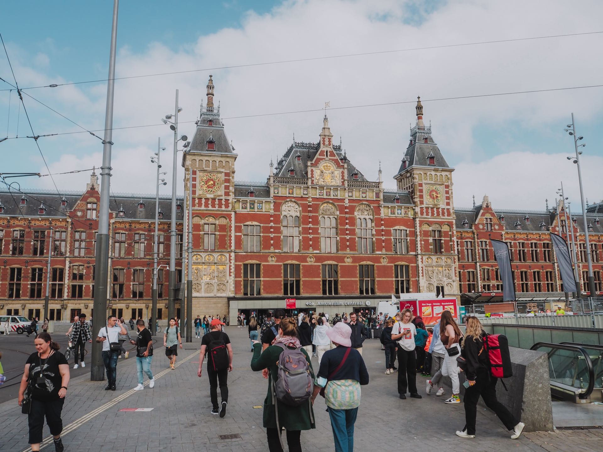 Estación Central de Ámsterdam, el principal punto de llegada y salida de la ciudad