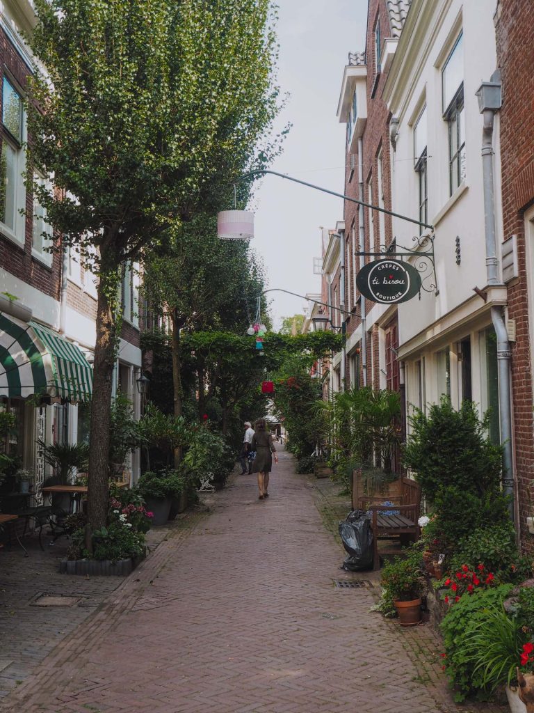 Korte Hout Straat, la calle con más encanto que ver en Haarlem