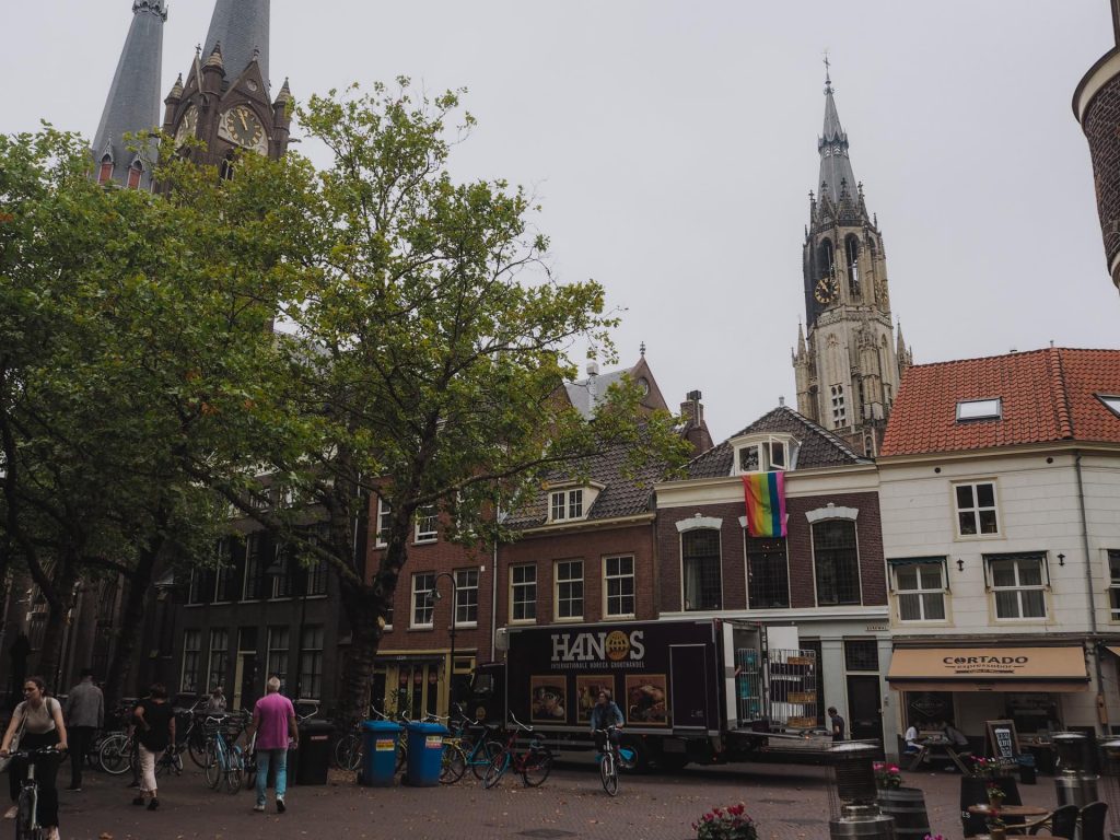 De Beestenmarkt, la plaza más animada de Delft