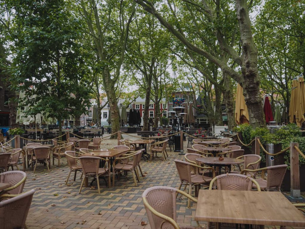 De Beestenmarkt, la plaza más animada de Delft