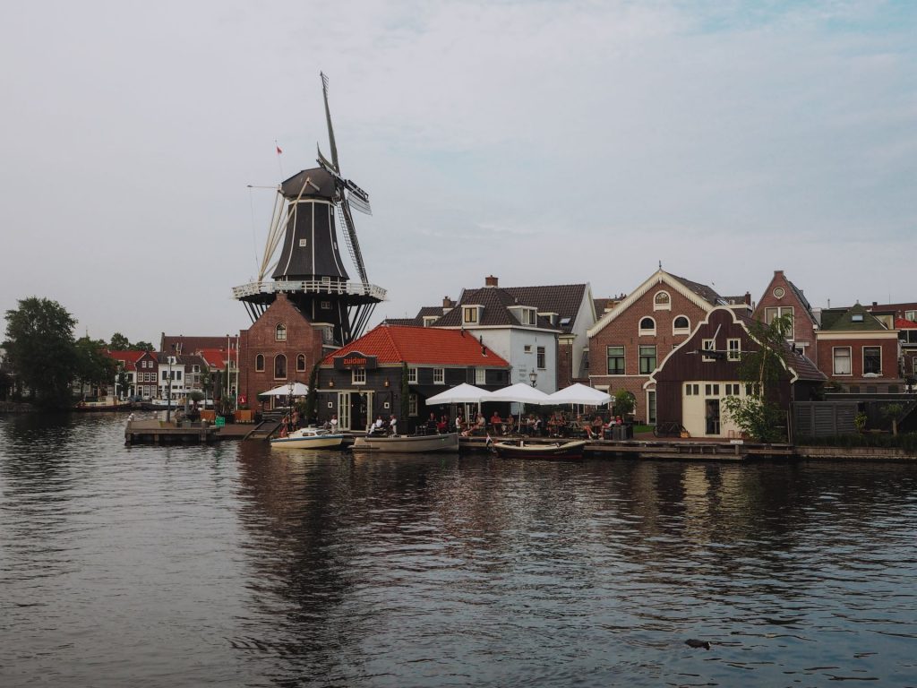 Molino de Adriaan, un rincón mágico en Haarlem