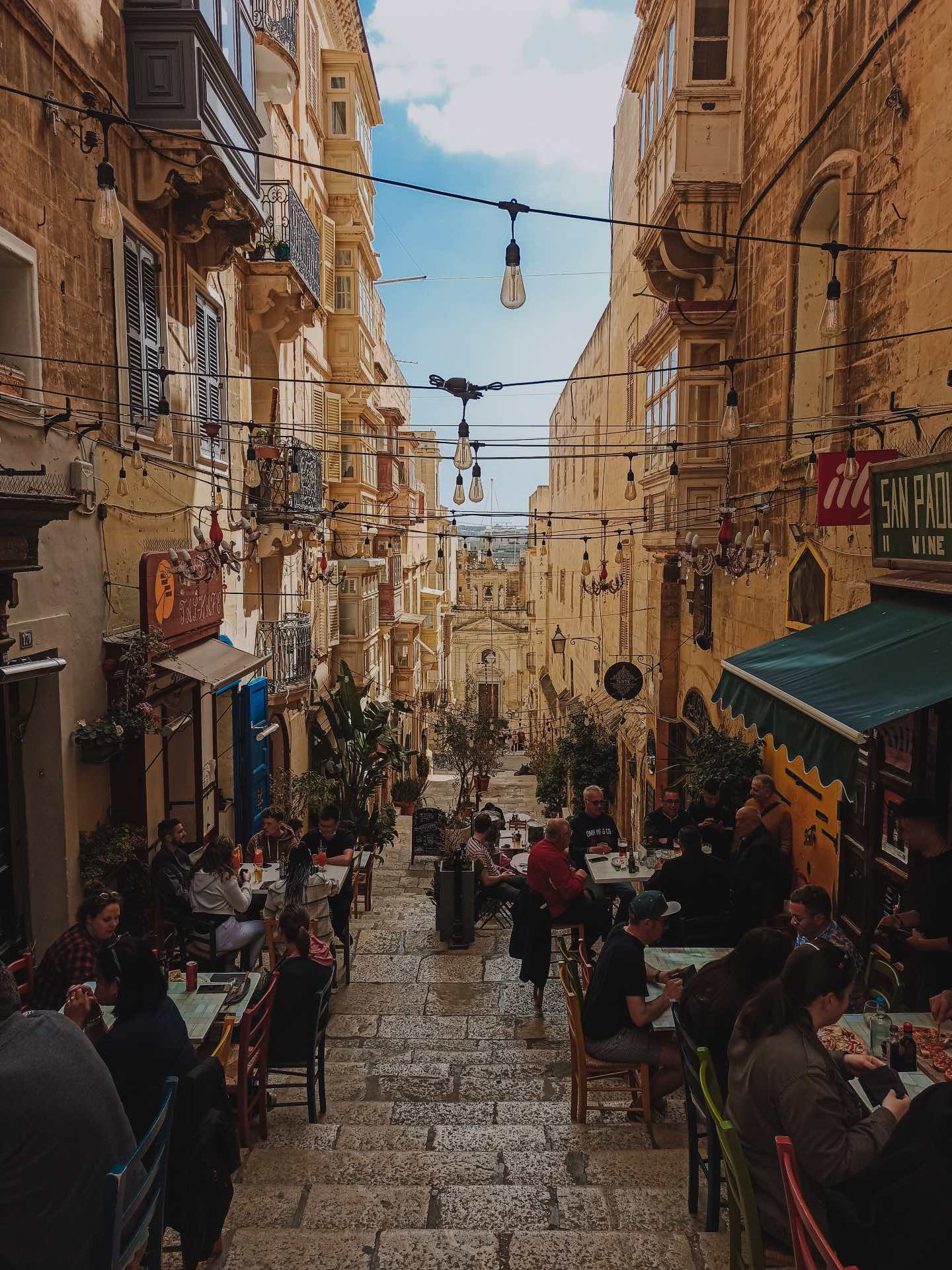 Calle Sta. Lucía, el rincón más fotogénico de La Valletta