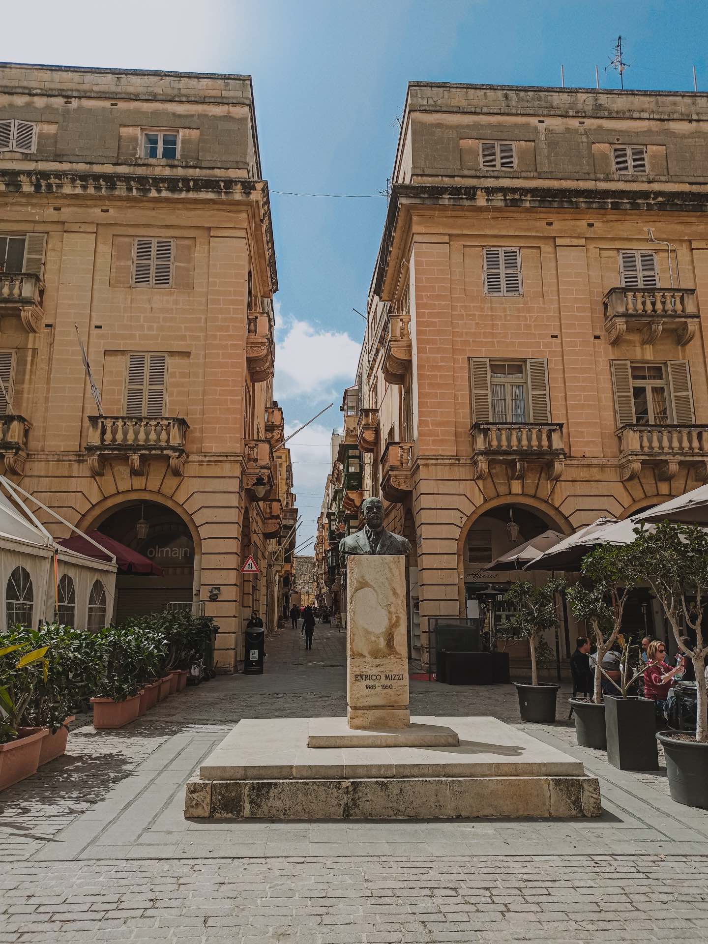 Plaza de la Concatedral de San Juan, la iglesia más popular que visitar en La Valletta