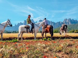 Paseo a caballo en Montserrat