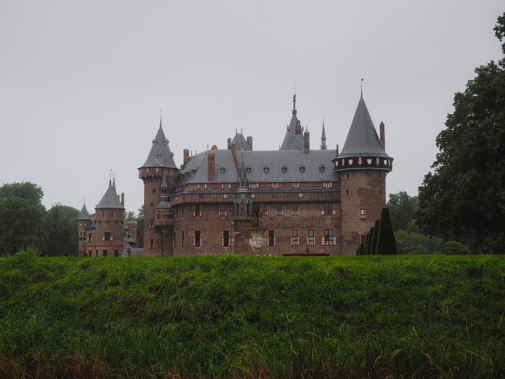 Camino al Castillo de Haar, un sitio imprescindible que ver en Utrecht
