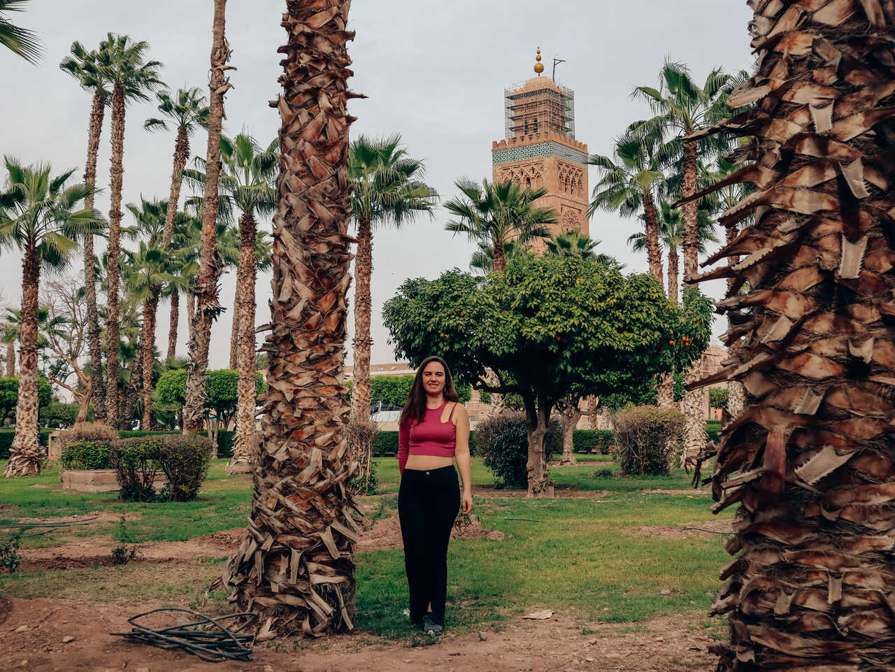 Vistas de la Mezquita Koutoubia desde el Parque Lalla Hasna, en Marrakech