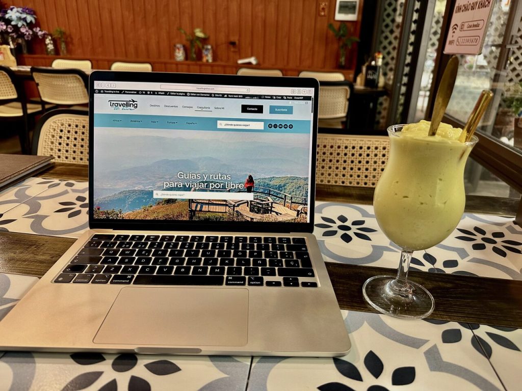 Casa Bonita, un sitio agradable para tomar algo en Cat Ba