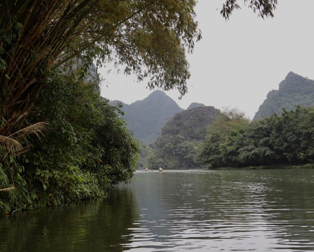 Ruta 03 por Trang An en barca, Ninh Binh, Vietnam