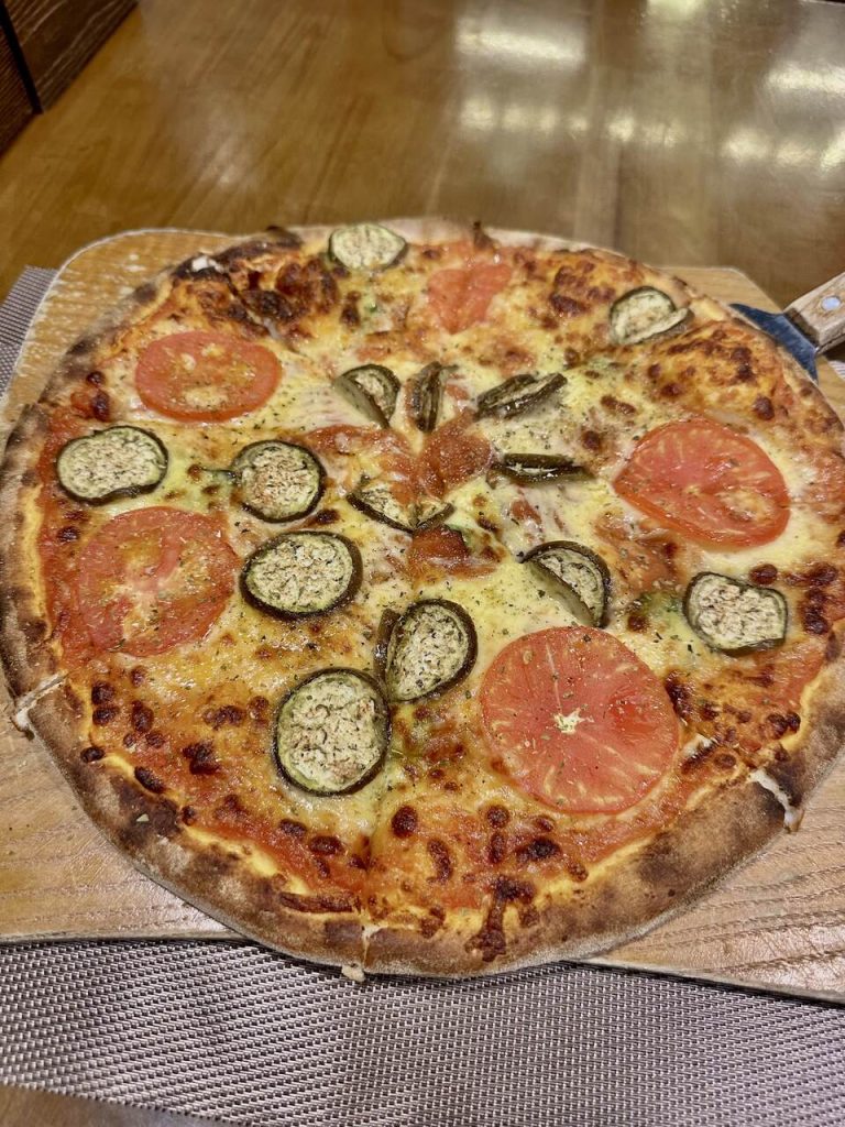 Olivium Restaurant & Coffee, buena comida occidental a precios muy razonables